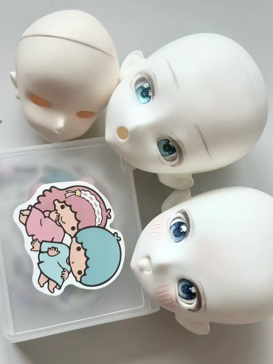thumbnail-1